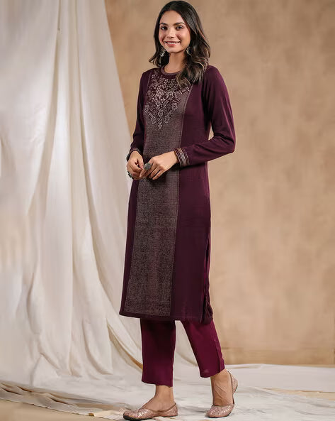 Floral Knitted Straight Winter Kurta